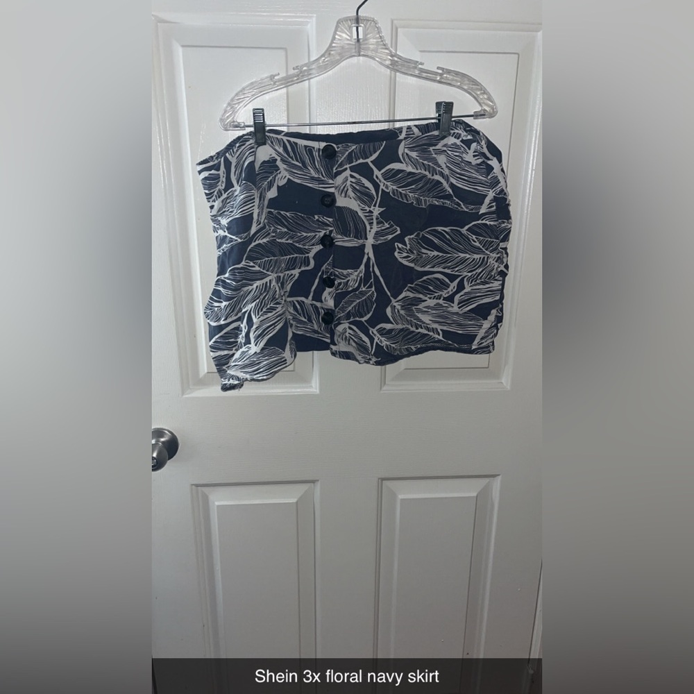 Shein 3x floral mini skirt